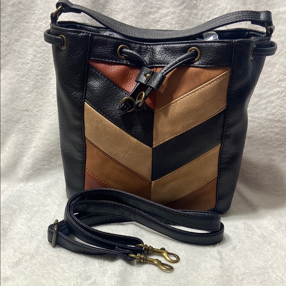 Time and Tru Women's Carmen Bucket Bag - Picture 1 of 12